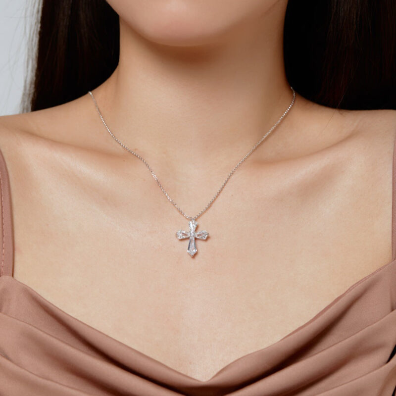 Elegant Cross Necklace with Shimmering Stones - Image 2
