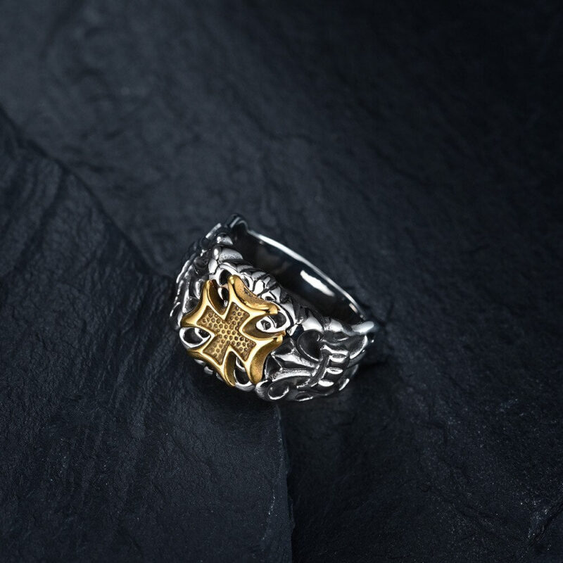 Men's Royal Maltese Cross Ring - Image 3