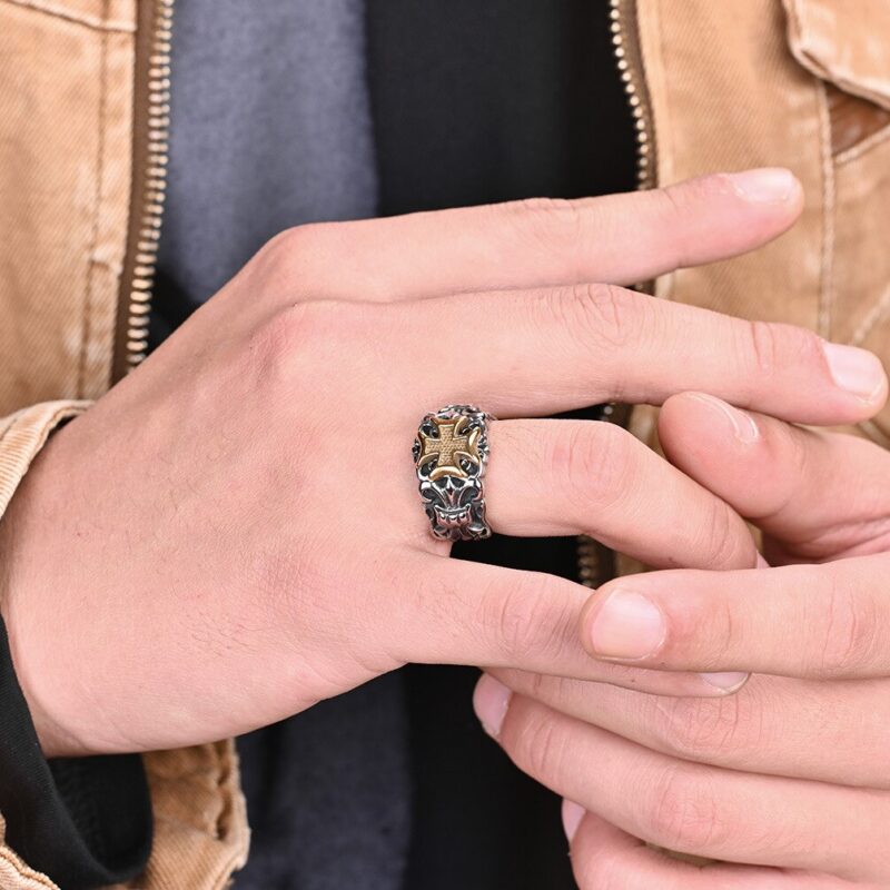 Men's Royal Maltese Cross Ring - Image 2