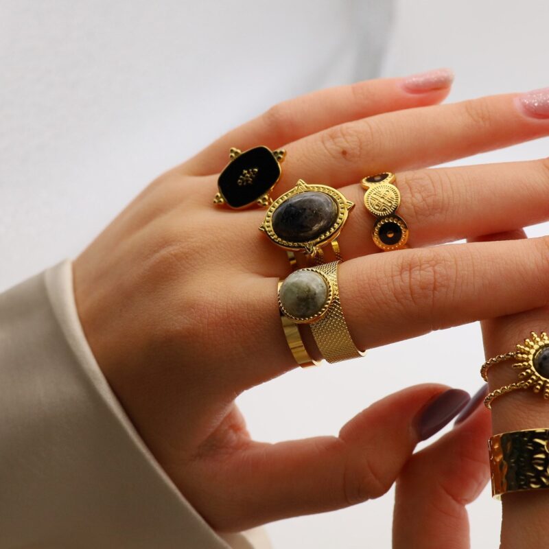 Oval and Majestic Cross Ring - Image 3