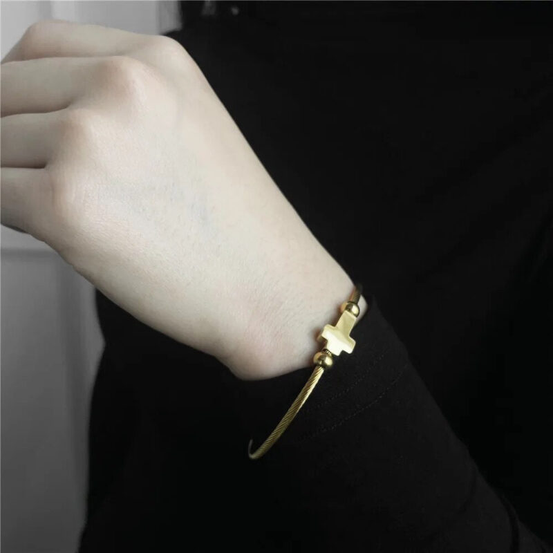 Twisted Gold Bangle with Cross - Image 4